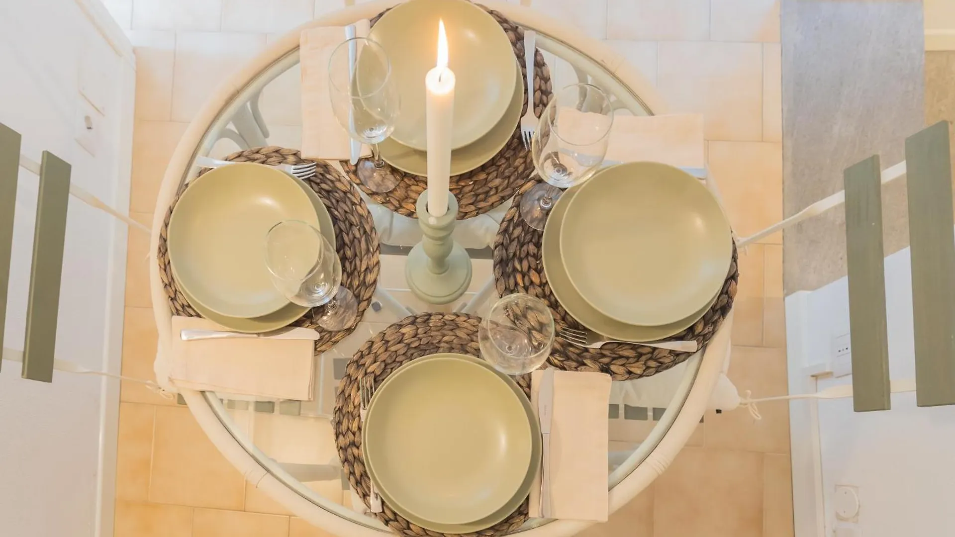 Apartment Il Porticciolo By Rent All Como Carate Urio