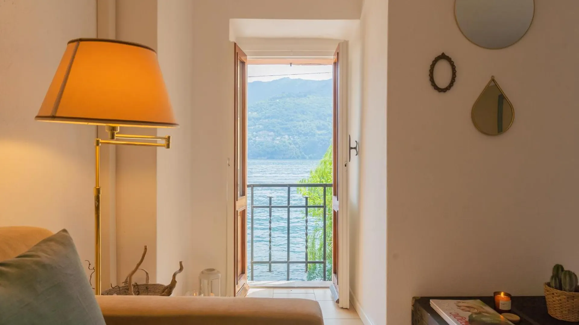Apartment Il Porticciolo By Rent All Como Carate Urio Italy